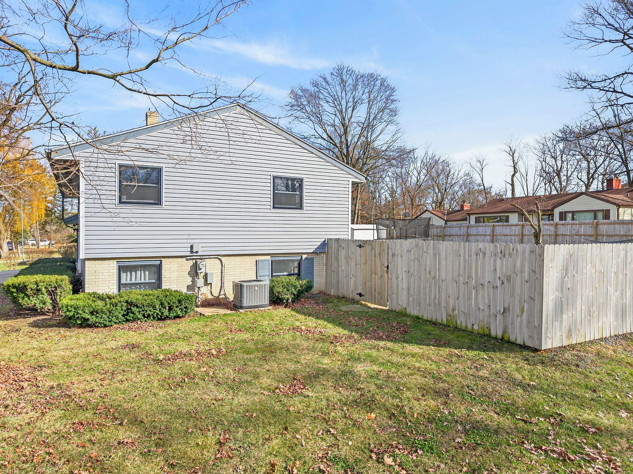 1819 West Mallory Avenue Milwaukee, WI 53221 - Photo 42 of 45 38-web-or-mls-DJI_20260308153414_0656_D