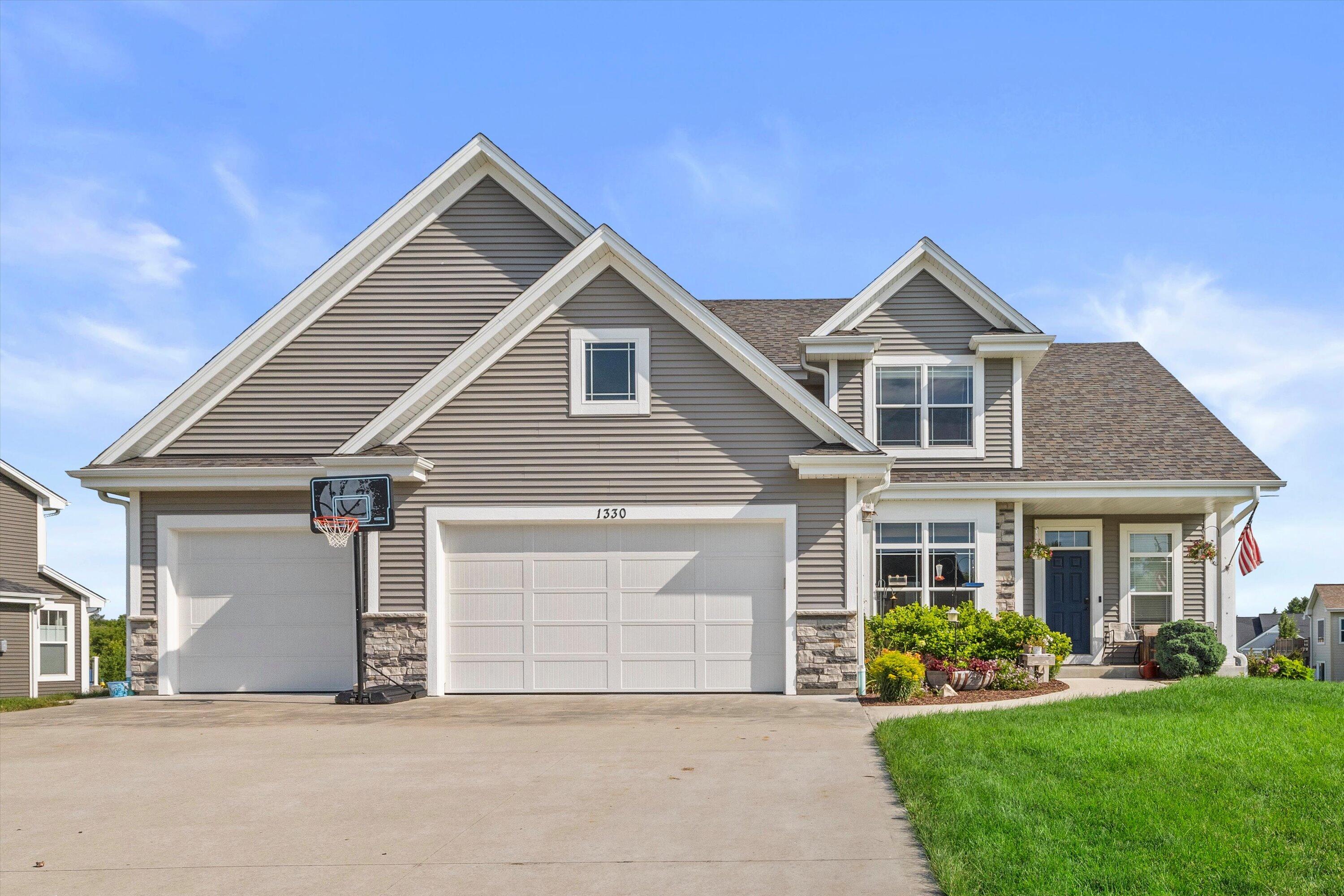 1330 Regees Road Mukwonago, WI 53149 - Photo 1 of 57 01-IMG_4041