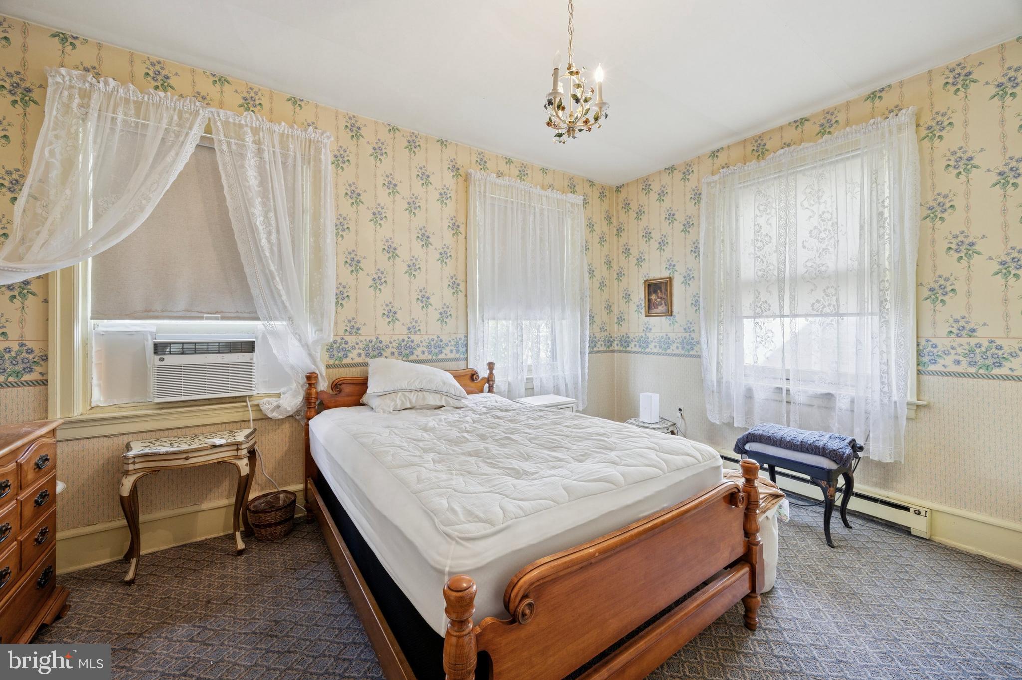 2433 South 21st Street Philadelphia, PA 19145 - Photo 12 of 15