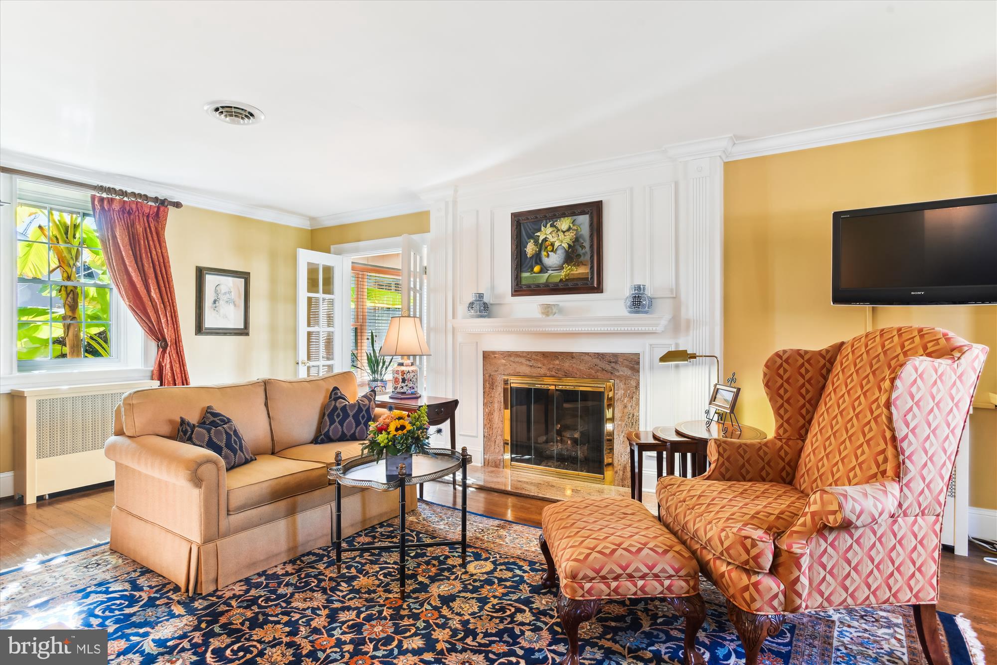 703 Stoneleigh Road Baltimore, MD 21212 - Photo 14 of 60 Living Room