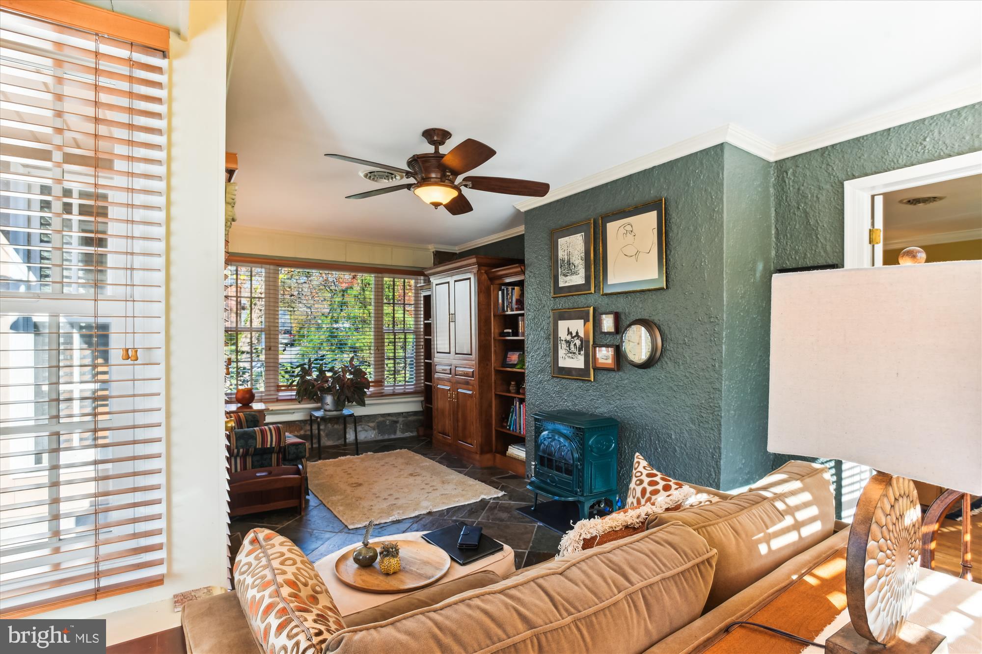 703 Stoneleigh Road Baltimore, MD 21212 - Photo 27 of 60 Sun Room vent free gas stove