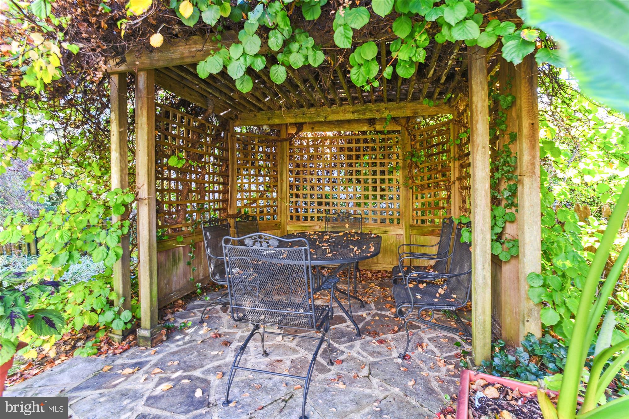 703 Stoneleigh Road Baltimore, MD 21212 - Photo 31 of 60 Gazebo