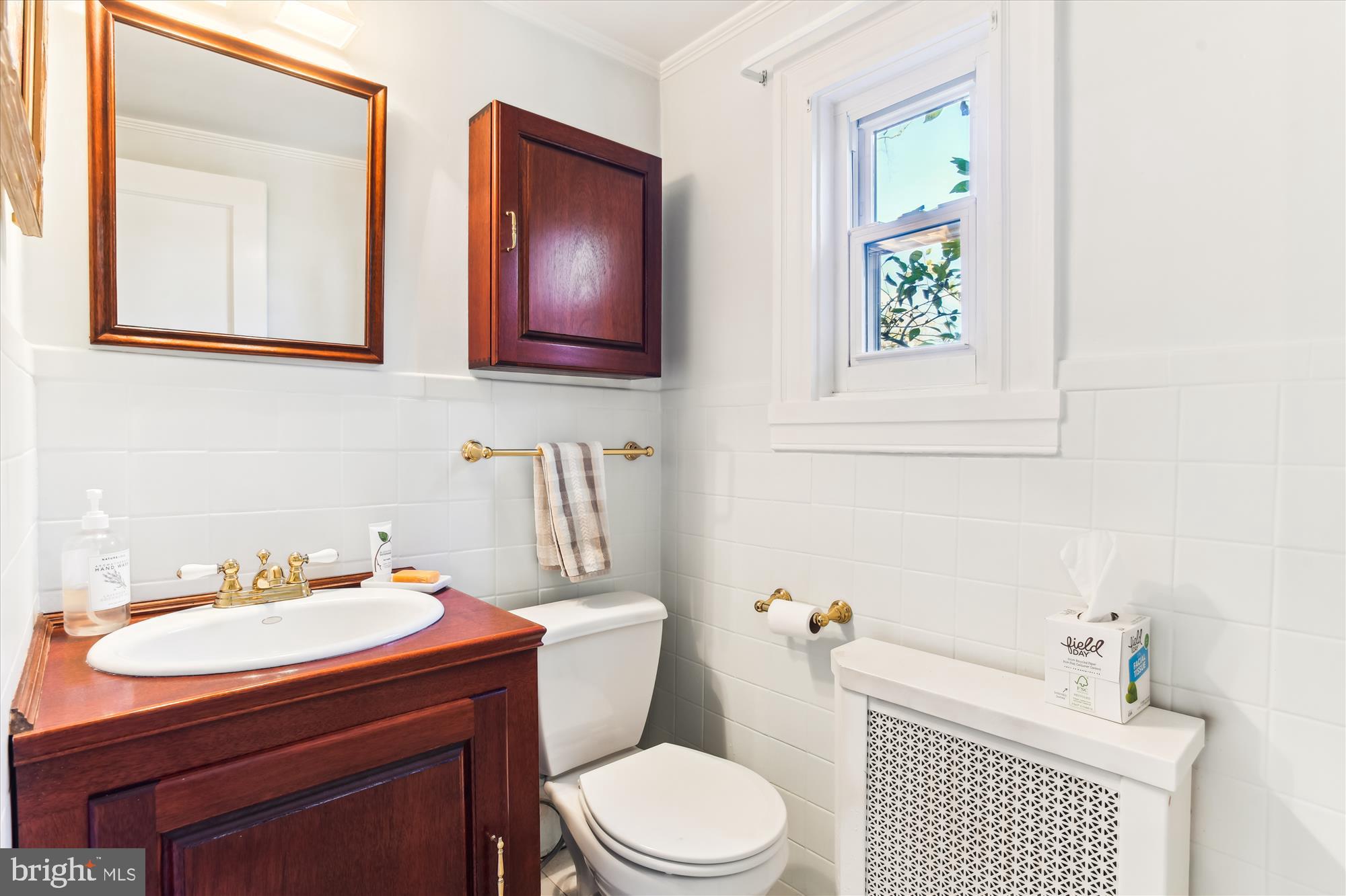 703 Stoneleigh Road Baltimore, MD 21212 - Photo 32 of 60 Powder Room