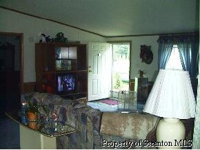 107 Batzel Road Lake Ariel, PA 18436 - Photo 4 of 5 Gallery Image 4