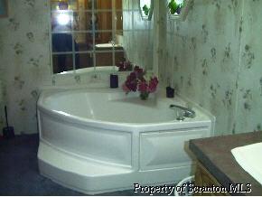 107 Batzel Road Lake Ariel, PA 18436 - Photo 5 of 5 Gallery Image 5