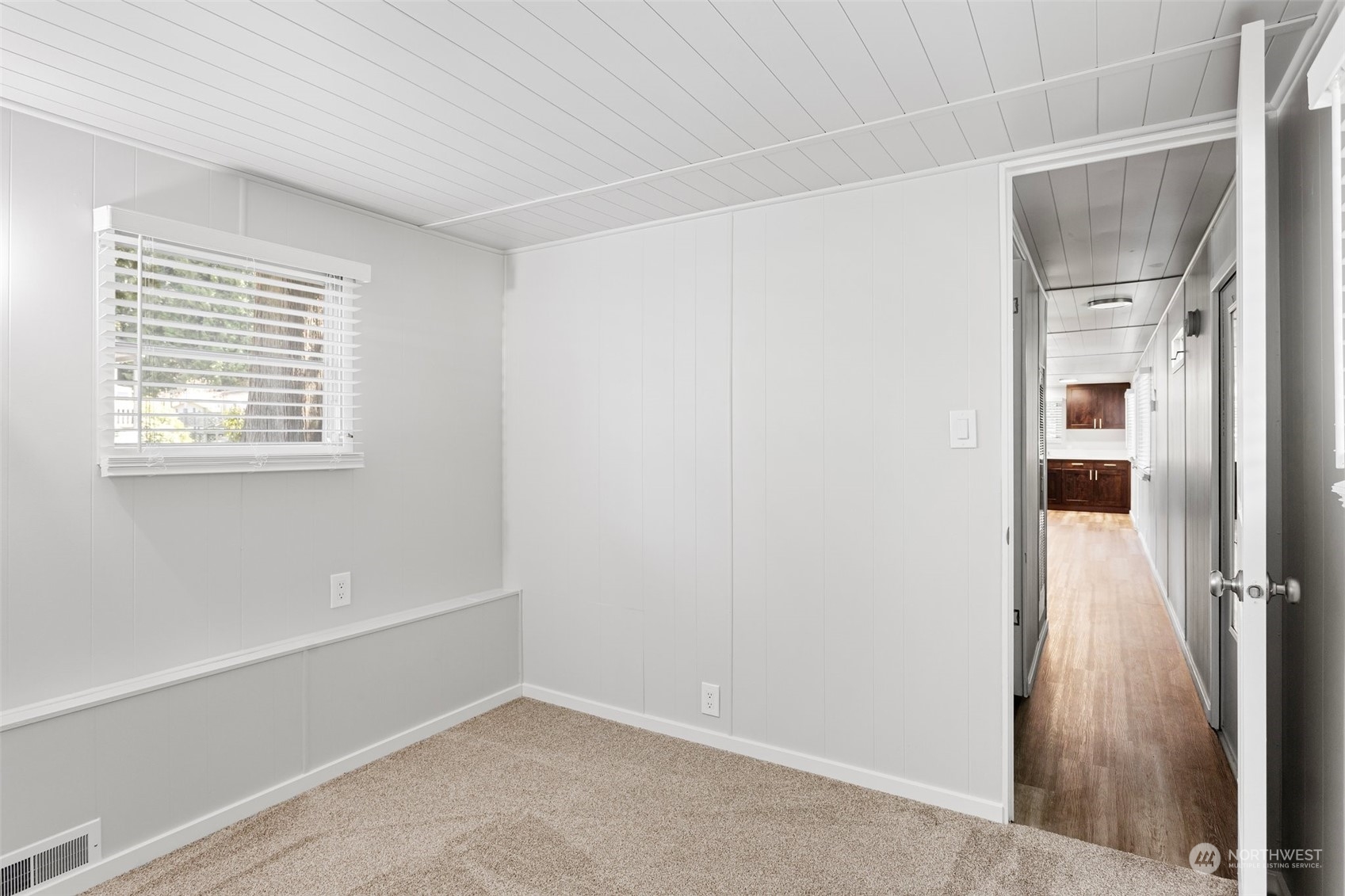 23800 Tiger Mountain Road Southeast, Unit 39 Issaquah, WA 98027 - Photo 13 of 15 a view of an empty room with a window