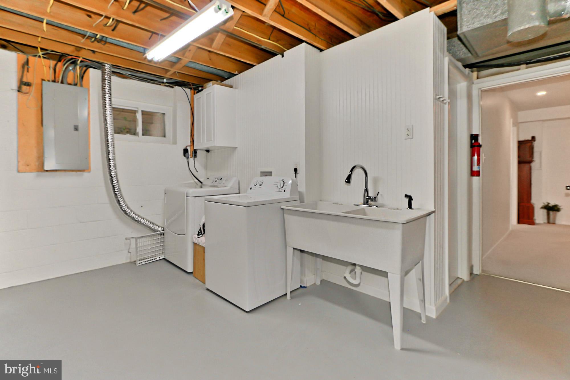 6337 Camilla Street Springfield, VA 22152 - Photo 24 of 30 Laundry/Utility Room