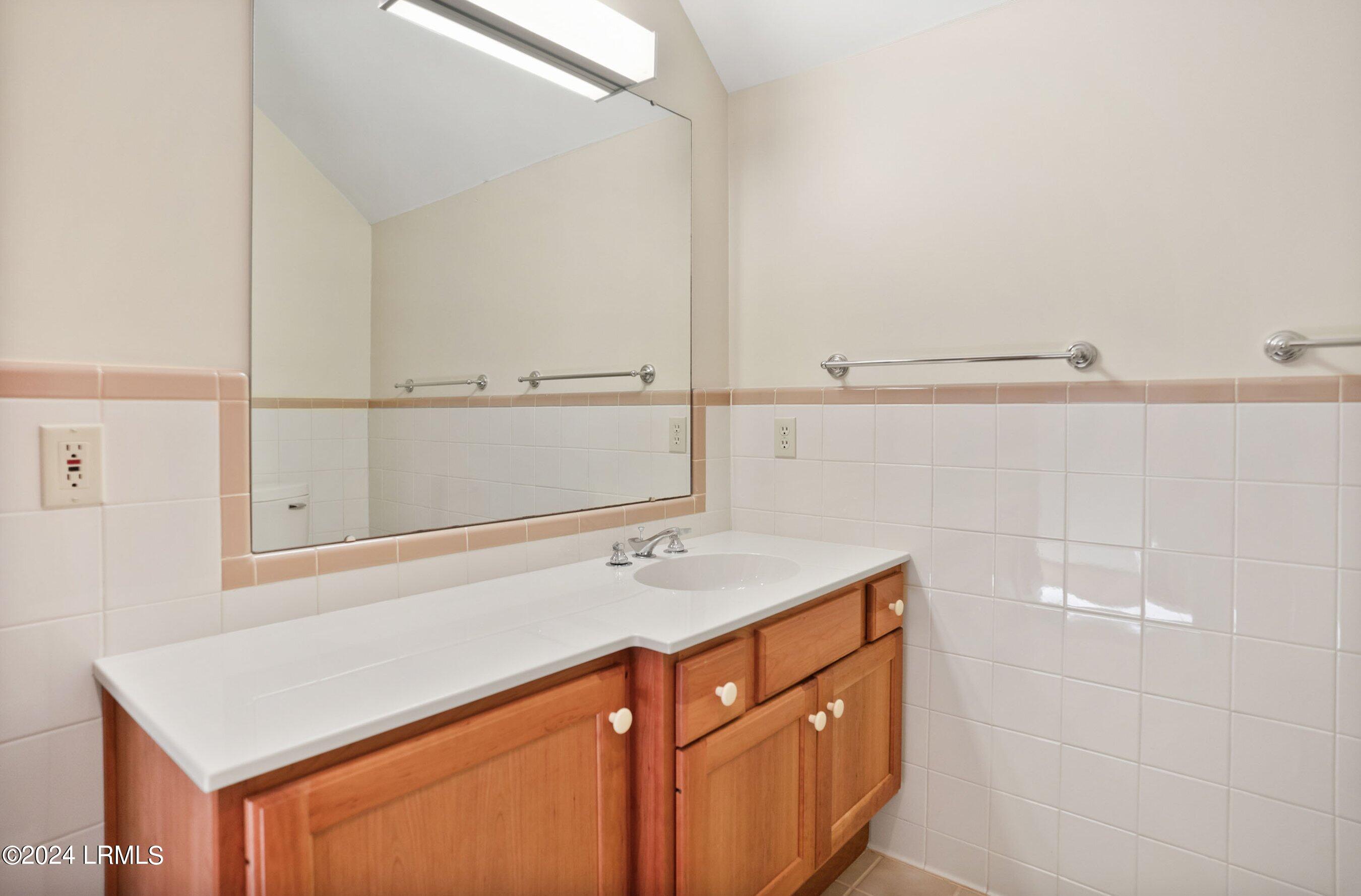 33 Newpoint Road Beaufort, SC 29907 - Photo 29 of 60 DSC06246-115-1.jpg-SMALL