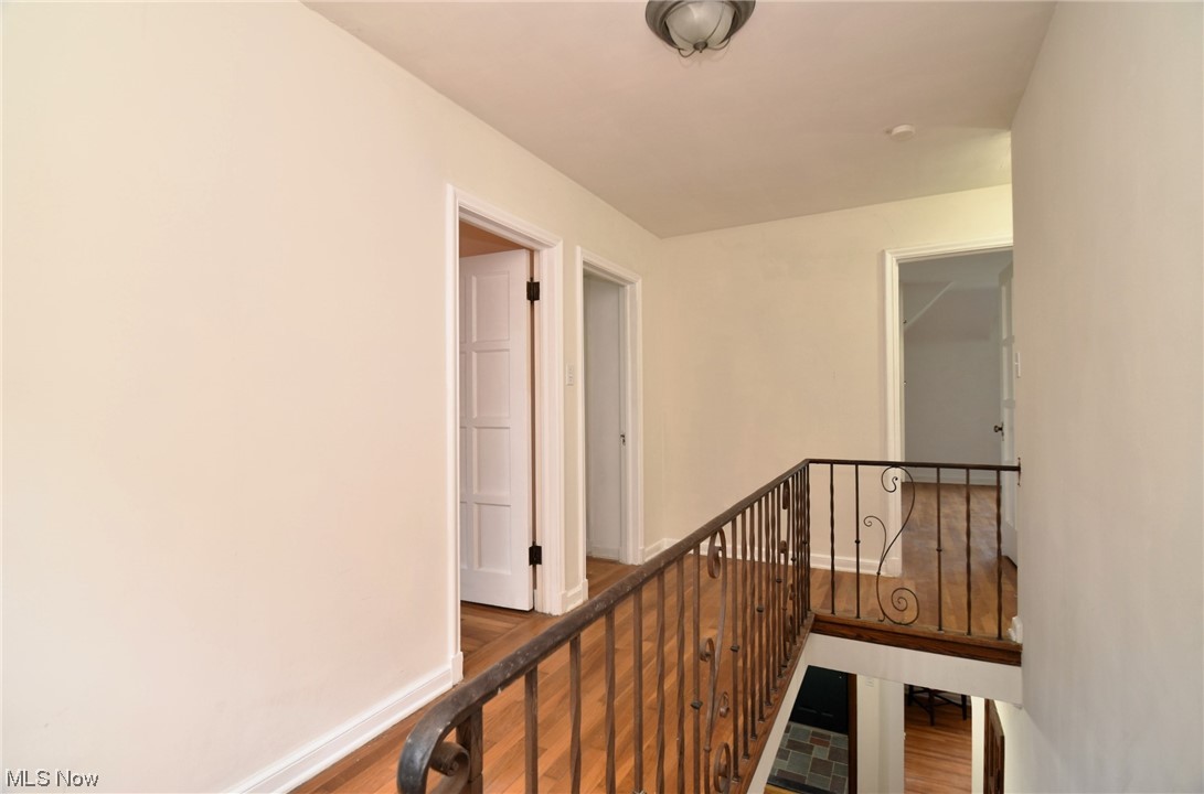 3343 Aberdeen Road Cleveland, OH 44120 - Photo 17 of 35