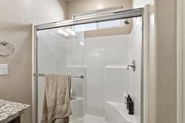 1150 Fire Fall Avenue Lemoore, CA 93245 - Photo 25 of 34 FIREFALL MASTER SHOWER