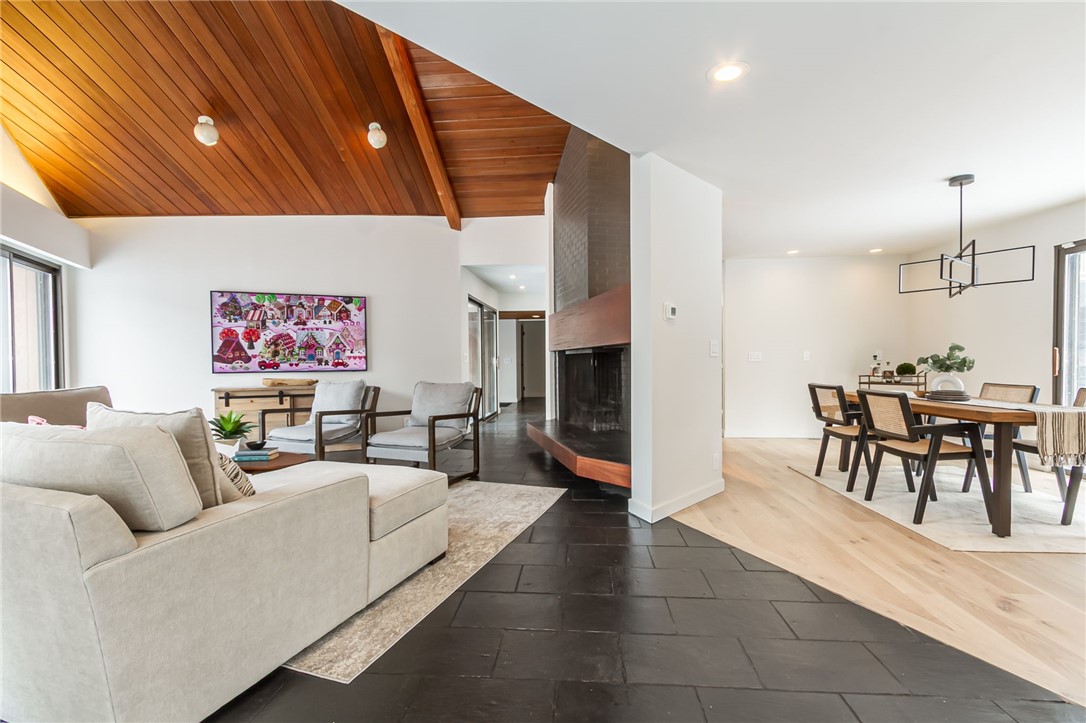 103 Harvest Road Perinton, NY 14450 - Photo 15 of 47