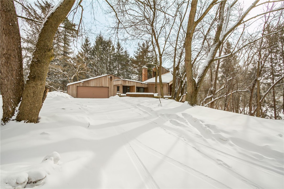 103 Harvest Road Perinton, NY 14450 - Photo 2 of 47