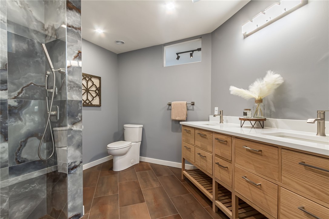 103 Harvest Road Perinton, NY 14450 - Photo 36 of 47