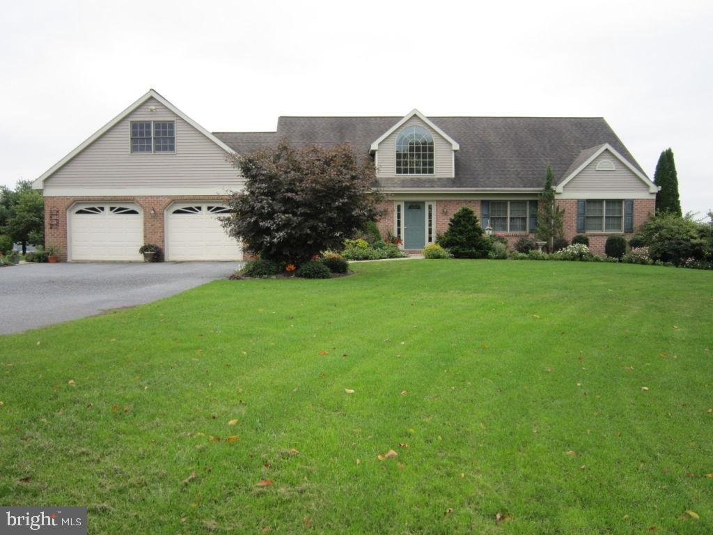 250 Reifsnyder Road Lititz, PA 17543 - Photo 2 of 41