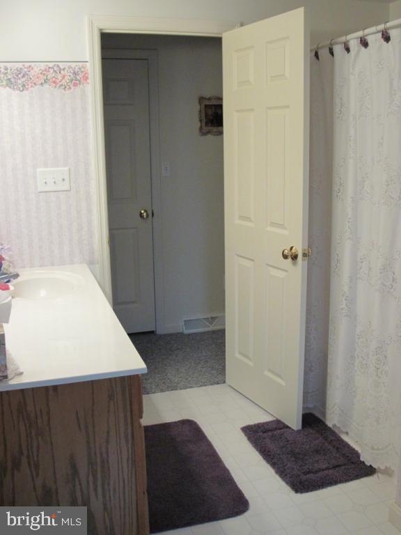 250 Reifsnyder Road Lititz, PA 17543 - Photo 22 of 41