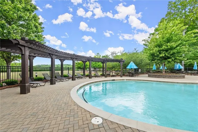 $464,900 | 3140 Willow Creek Drive, Gainesville, GA 30504