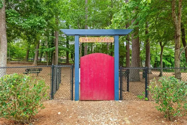 $464,900 | 3140 Willow Creek Drive, Gainesville, GA 30504