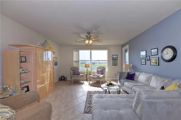 $1,500 | 2426 Laurentina Lane, Cape Coral, FL 33909