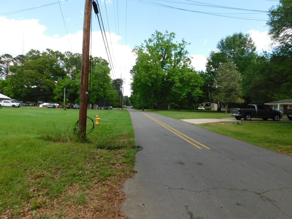 810 Baker Street Springhill, LA 71075 - Photo 2 of 5 a view of a park with large trees