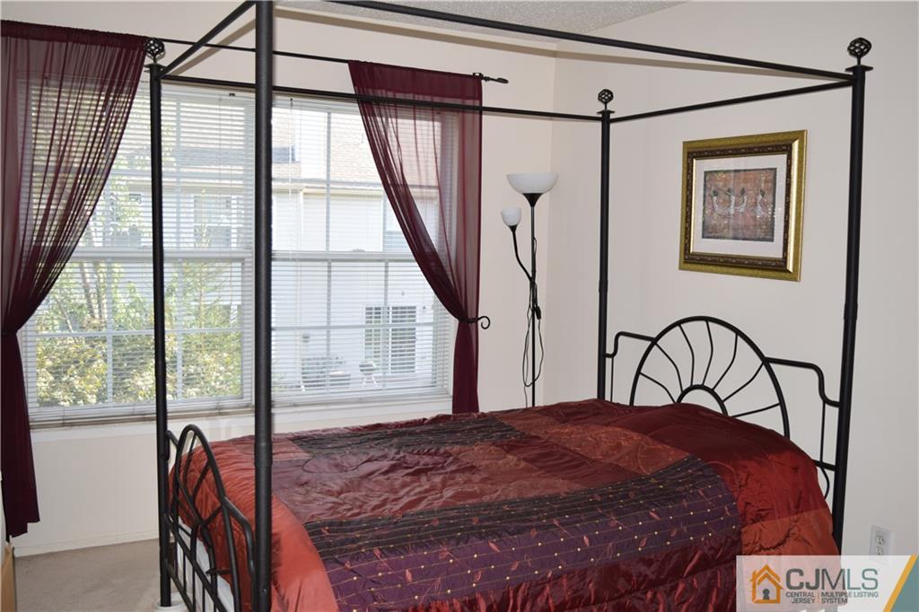 406 Draco Road Piscataway, NJ 08854 - Photo 3 of 12 Gallery Image 3