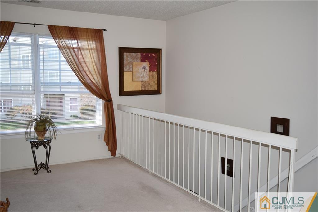 406 Draco Road Piscataway, NJ 08854 - Photo 4 of 12 Gallery Image 4