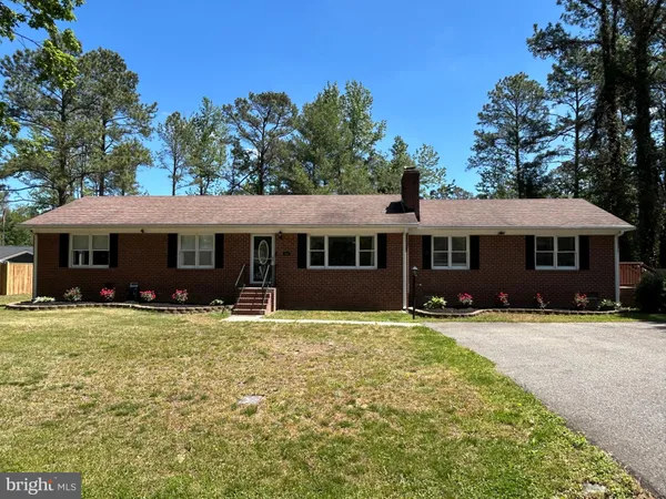 $414,000 | 736 Annapolis Drive, Ruther Glen, VA 22546