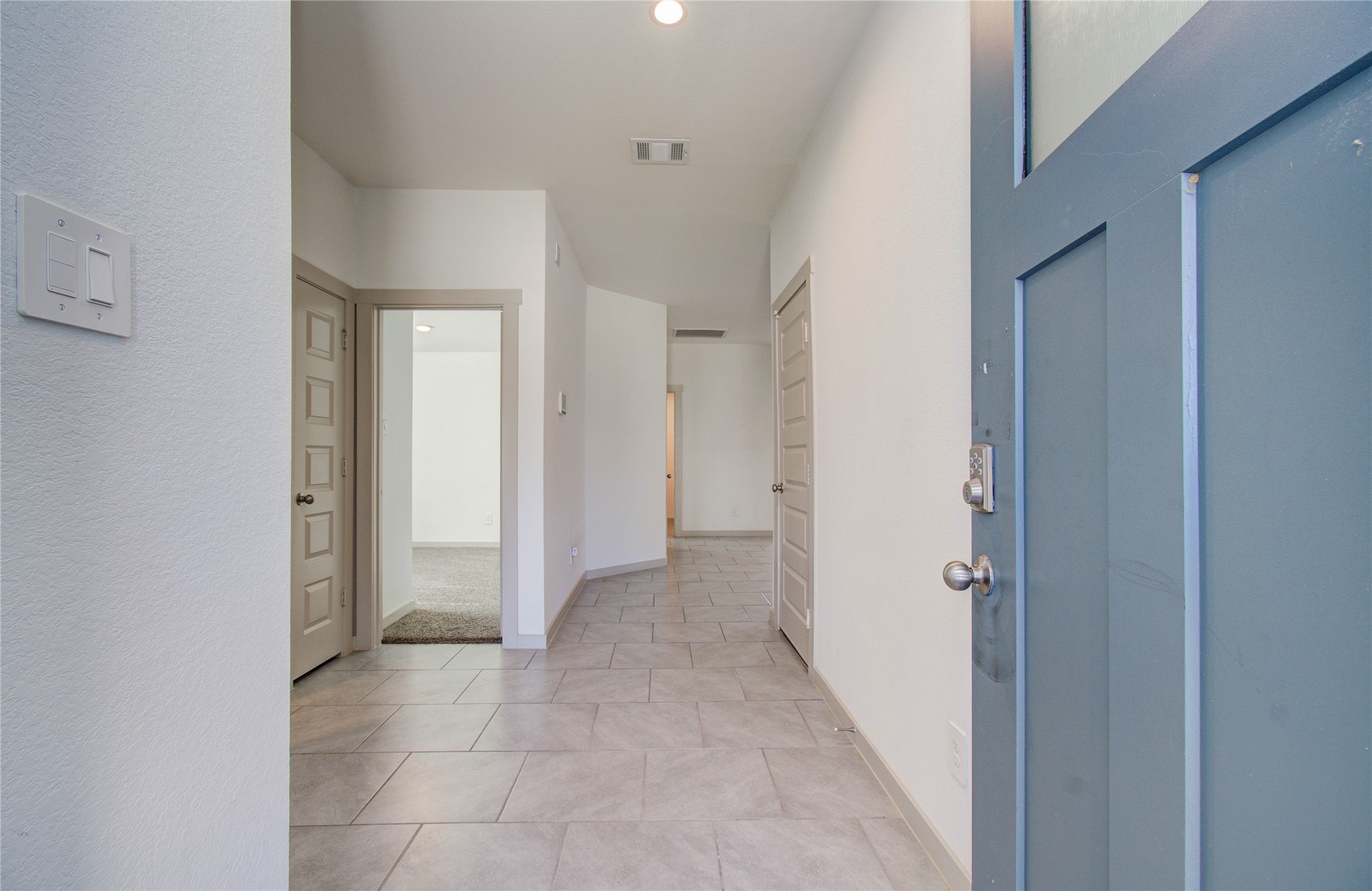 4930 Natchez Trace Fresno, TX 77545 - Photo 5 of 35