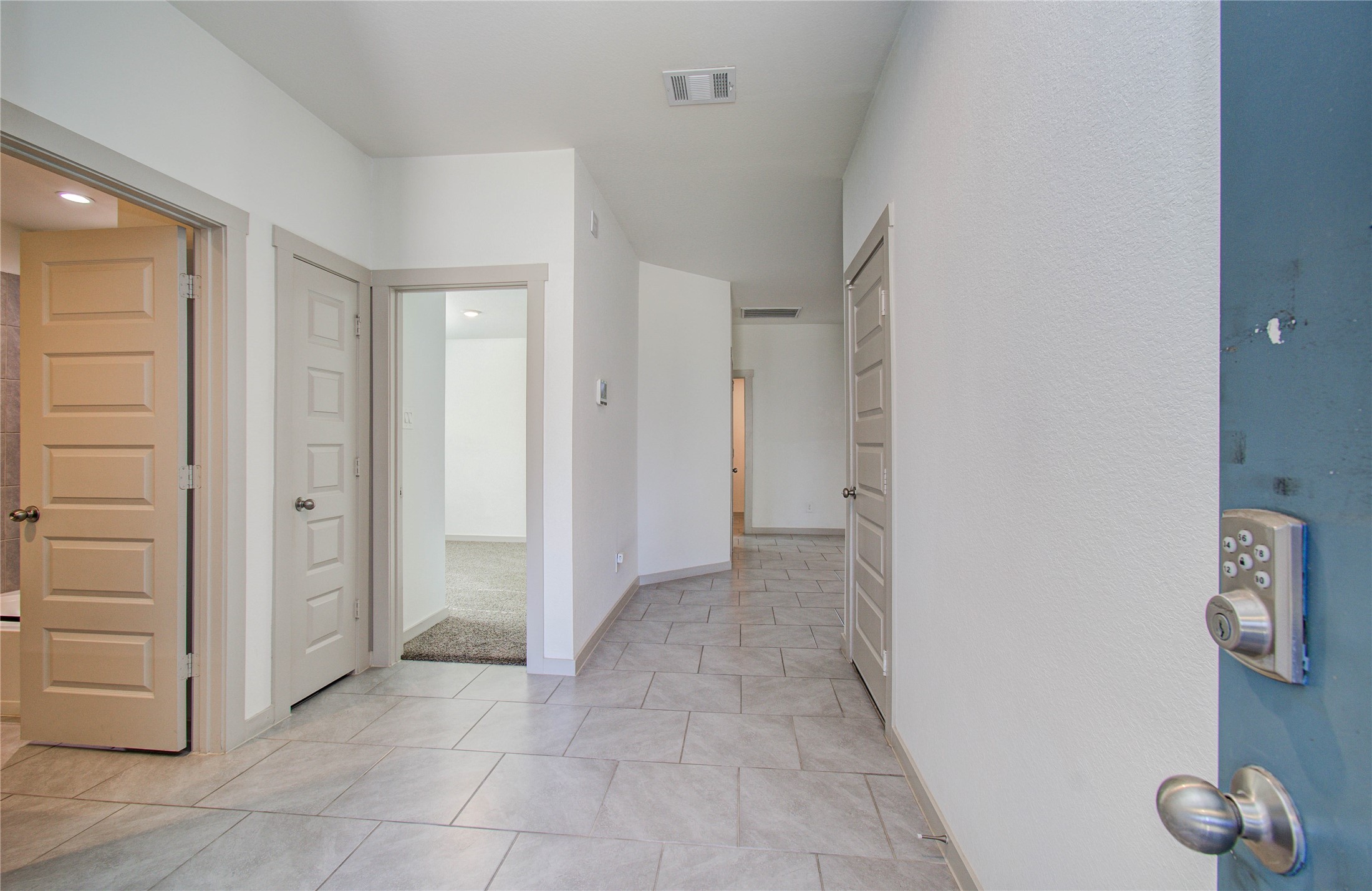 4930 Natchez Trace Fresno, TX 77545 - Photo 6 of 35