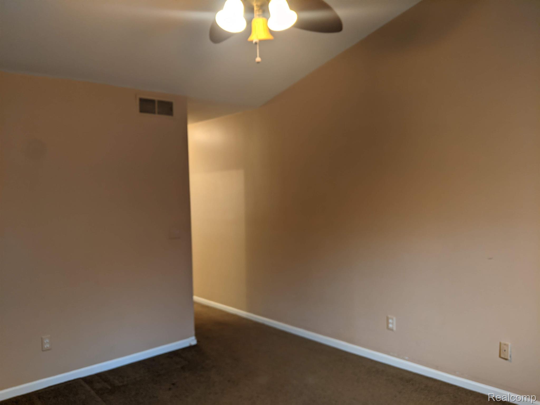 46218 Reedgrass Lane Belleville, MI 48111 - Photo 30 of 41 Master bedroom view 3