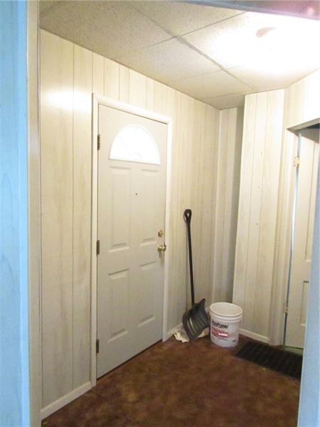 232 3rd Street Butler, PA 16001 - Photo 3 of 19 Front Entry