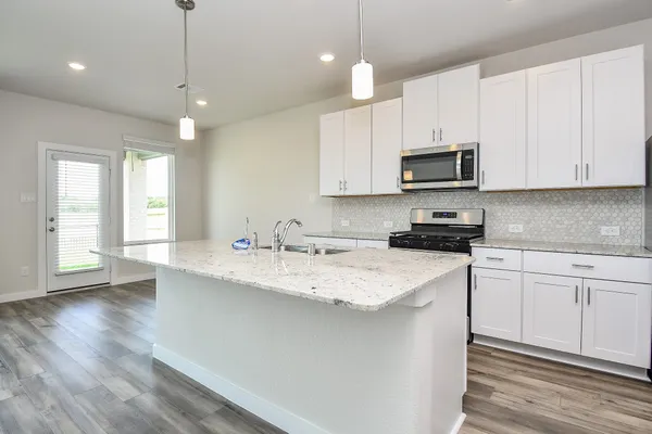 $2,900 | 5838 Wayne Way, Rosenberg, TX 77471