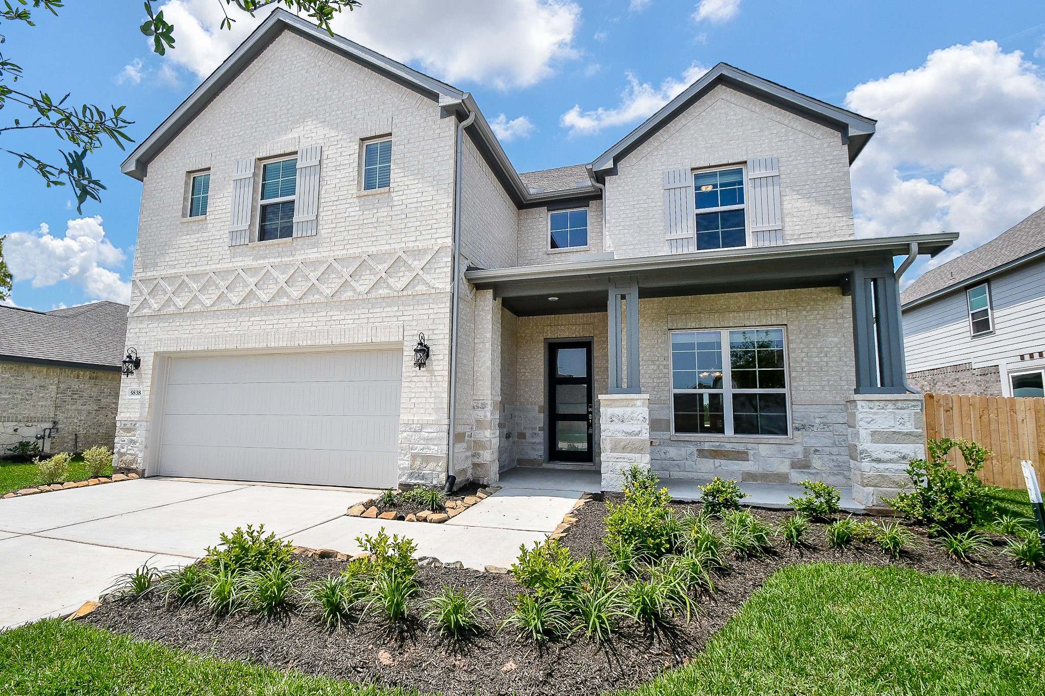 5838 Wayne Way Rosenberg, TX 77471 - Photo 2 of 50