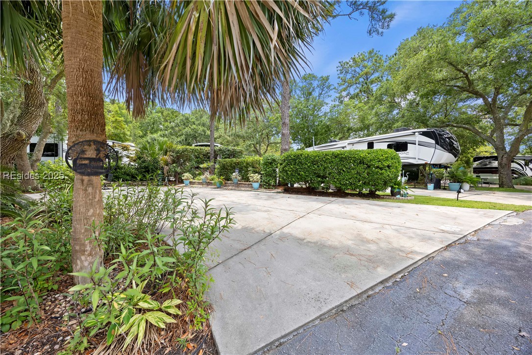 43 Jenkins Road, Unit 154 Hilton Head Island, SC 29926 - Photo 7 of 15