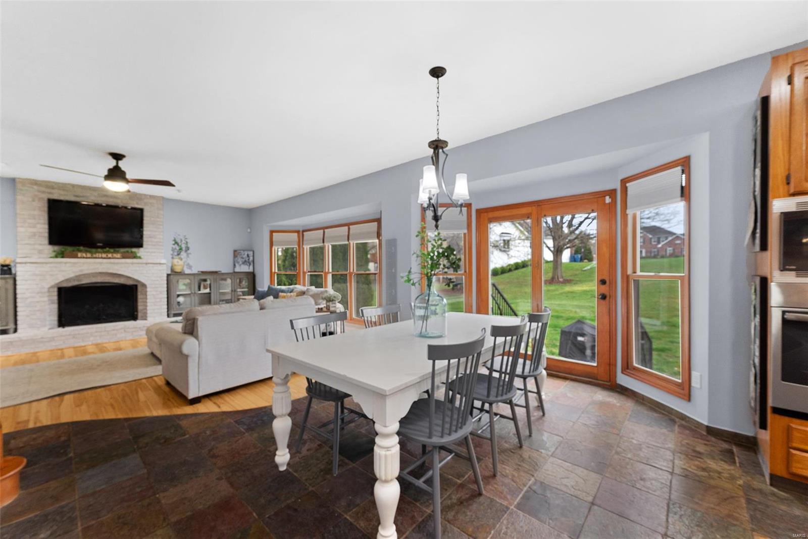 12 Clonmel Close Weldon Spring, MO 63304 - Photo 11 of 48 Gallery Image 11