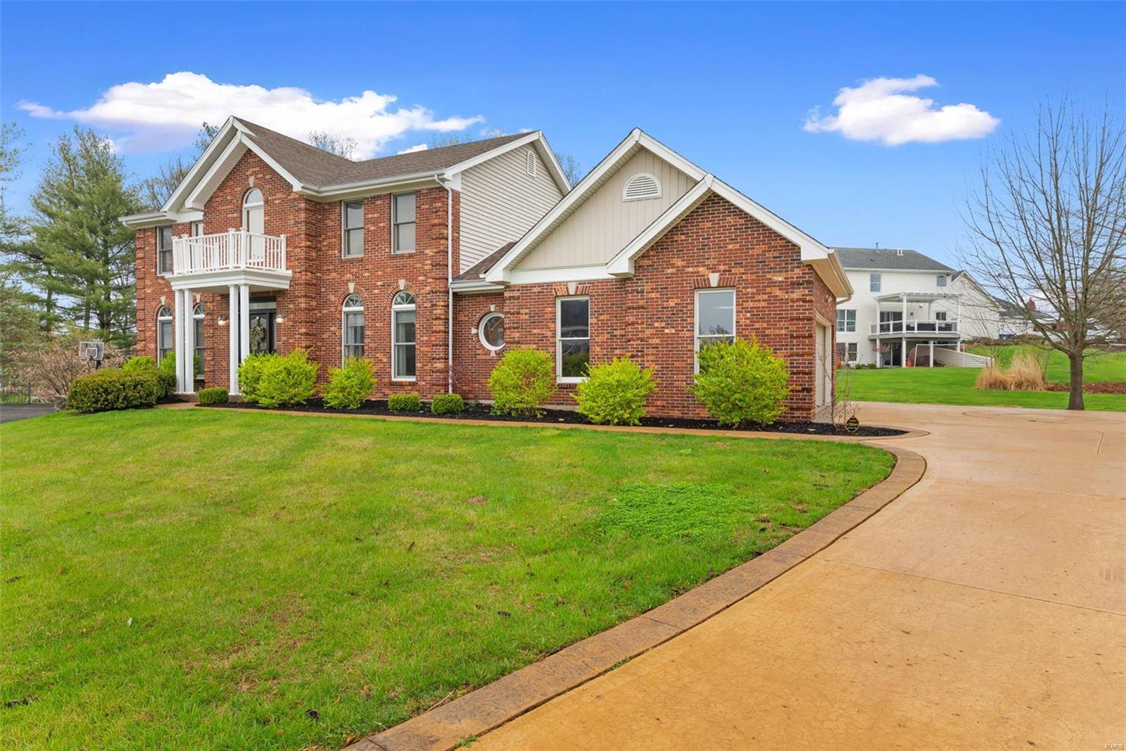 12 Clonmel Close Weldon Spring, MO 63304 - Photo 4 of 48 Gallery Image 4