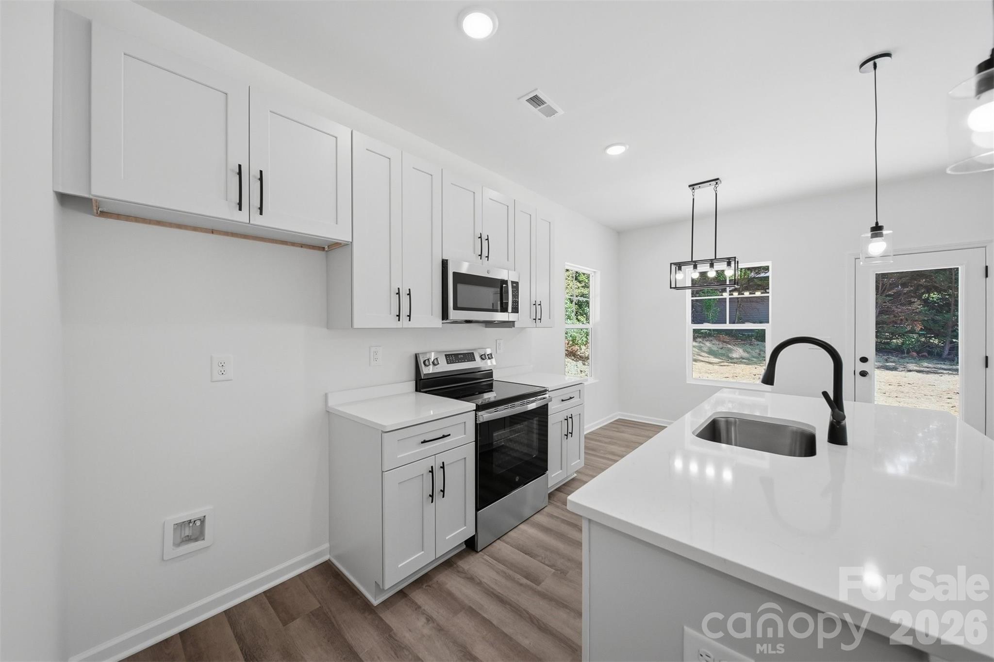 215 Edgewood Circle Morganton, NC 28655 - Photo 10 of 40