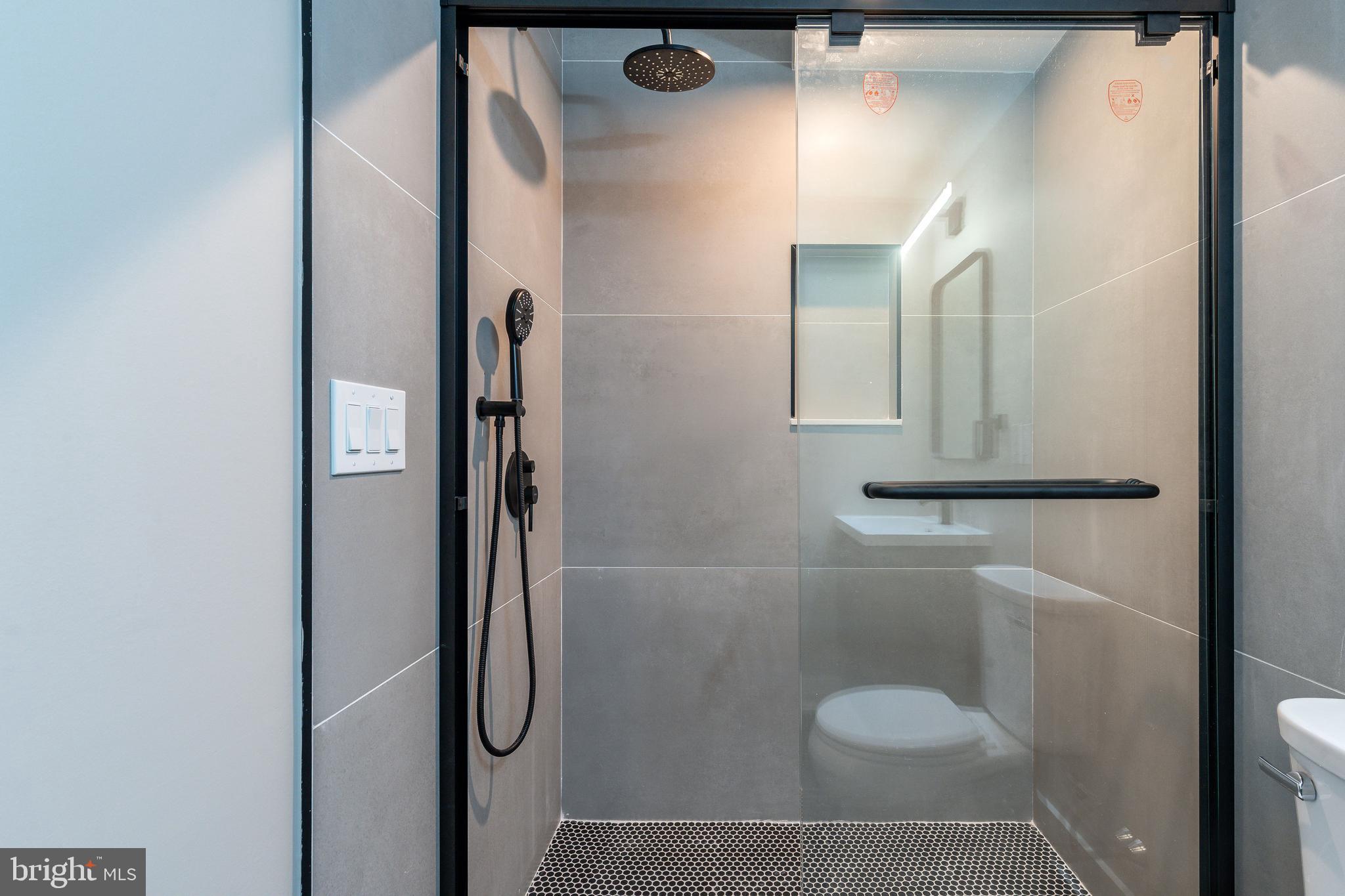 2048 North 3rd Street Philadelphia, PA 19122 - Photo 35 of 44 Unit 1 Bathroom