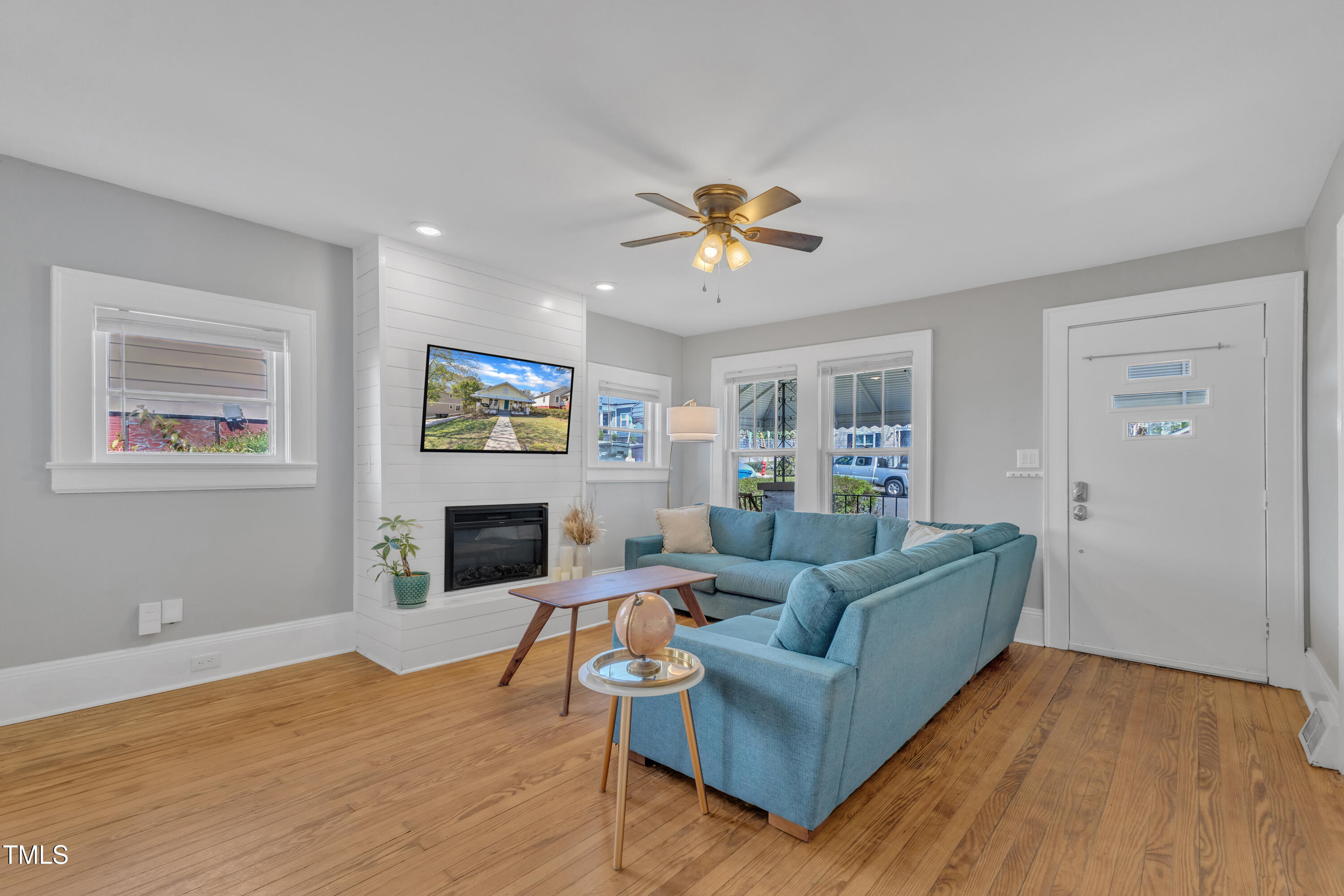 602 Dunbar Street Durham, NC 27701 - Photo 2 of 24 12-602 Dunbar St-9