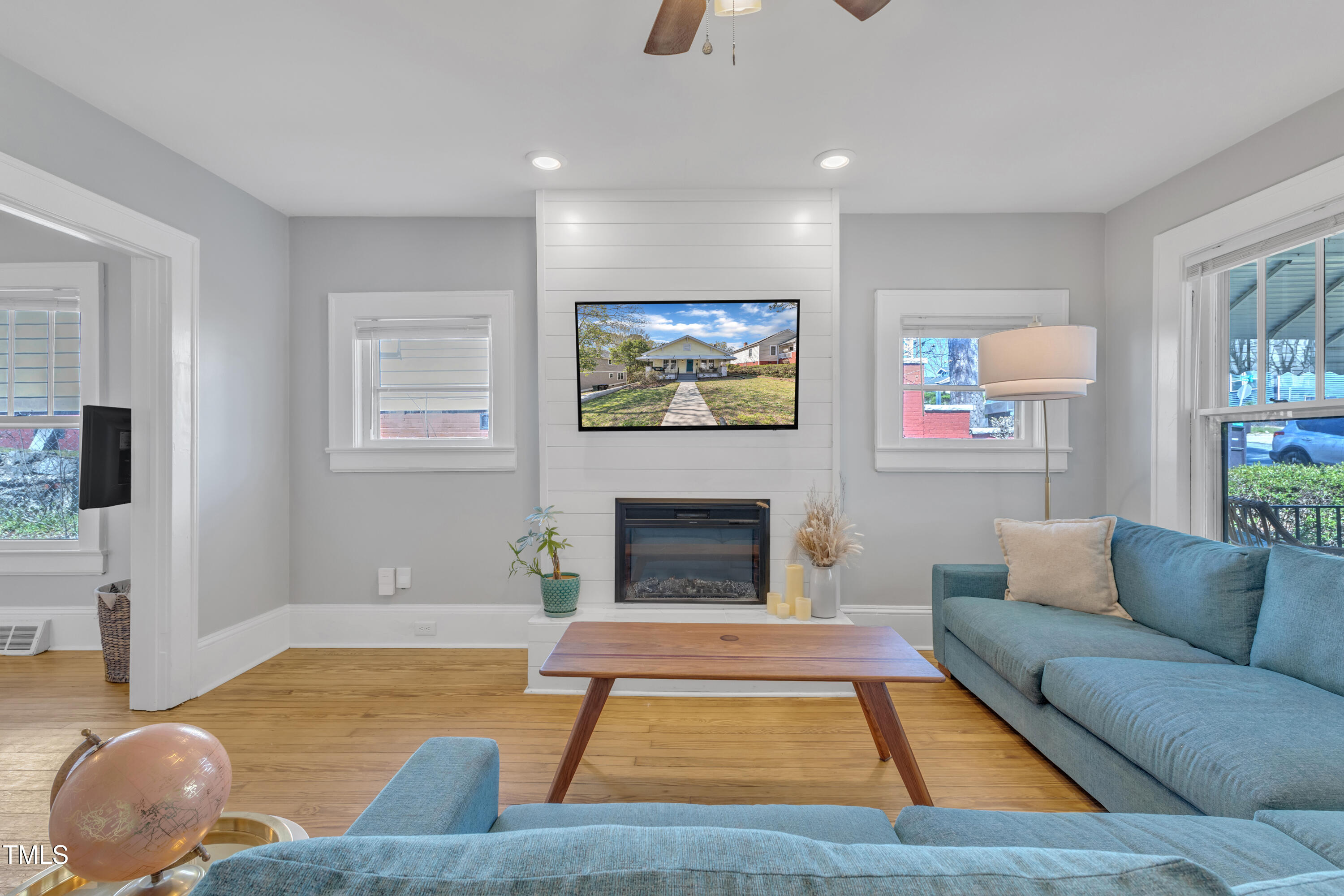 602 Dunbar Street Durham, NC 27701 - Photo 3 of 24 15-602 Dunbar St-12