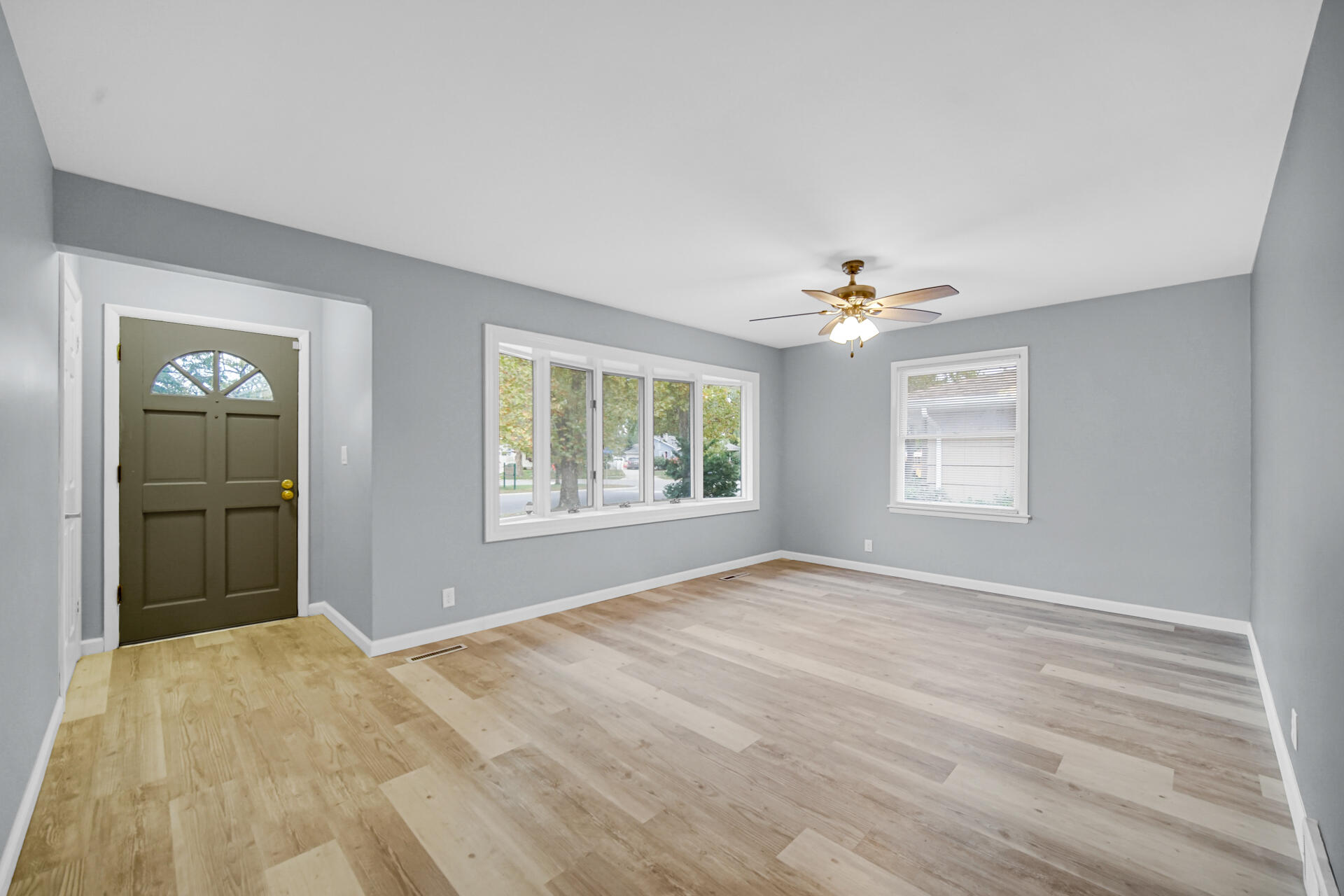 212 Timrick Drive Munster, IN 46321 - Photo 24 of 46 a view of an empty room with a window