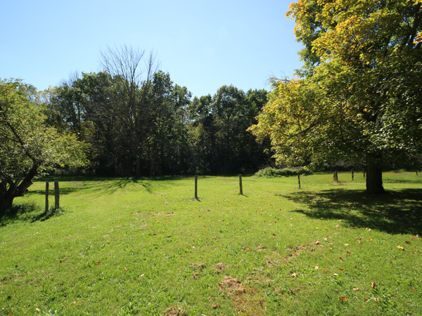 33W510 Hub Road Wayne, IL 60184 - Photo 22 of 25