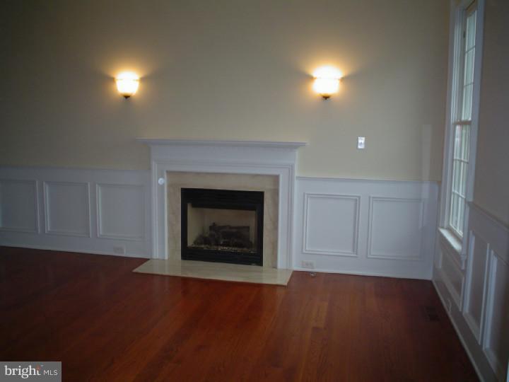 5365 Ridge Road New Hope, PA 18938 - Photo 9 of 12 Living Room