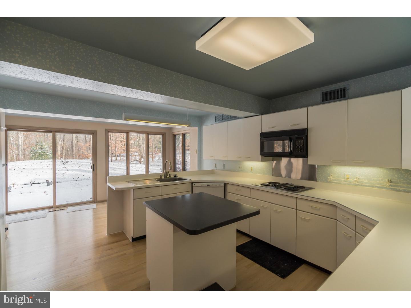 5159 New Hope Road New Hope, PA 18938 - Photo 8 of 25 Kitchen