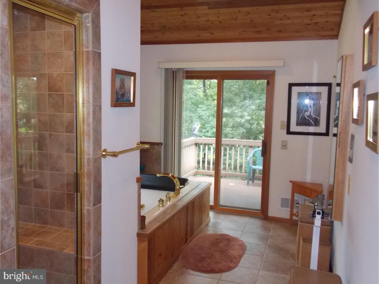 495 River Road Yardley, PA 19067 - Photo 18 of 25 Bathroom