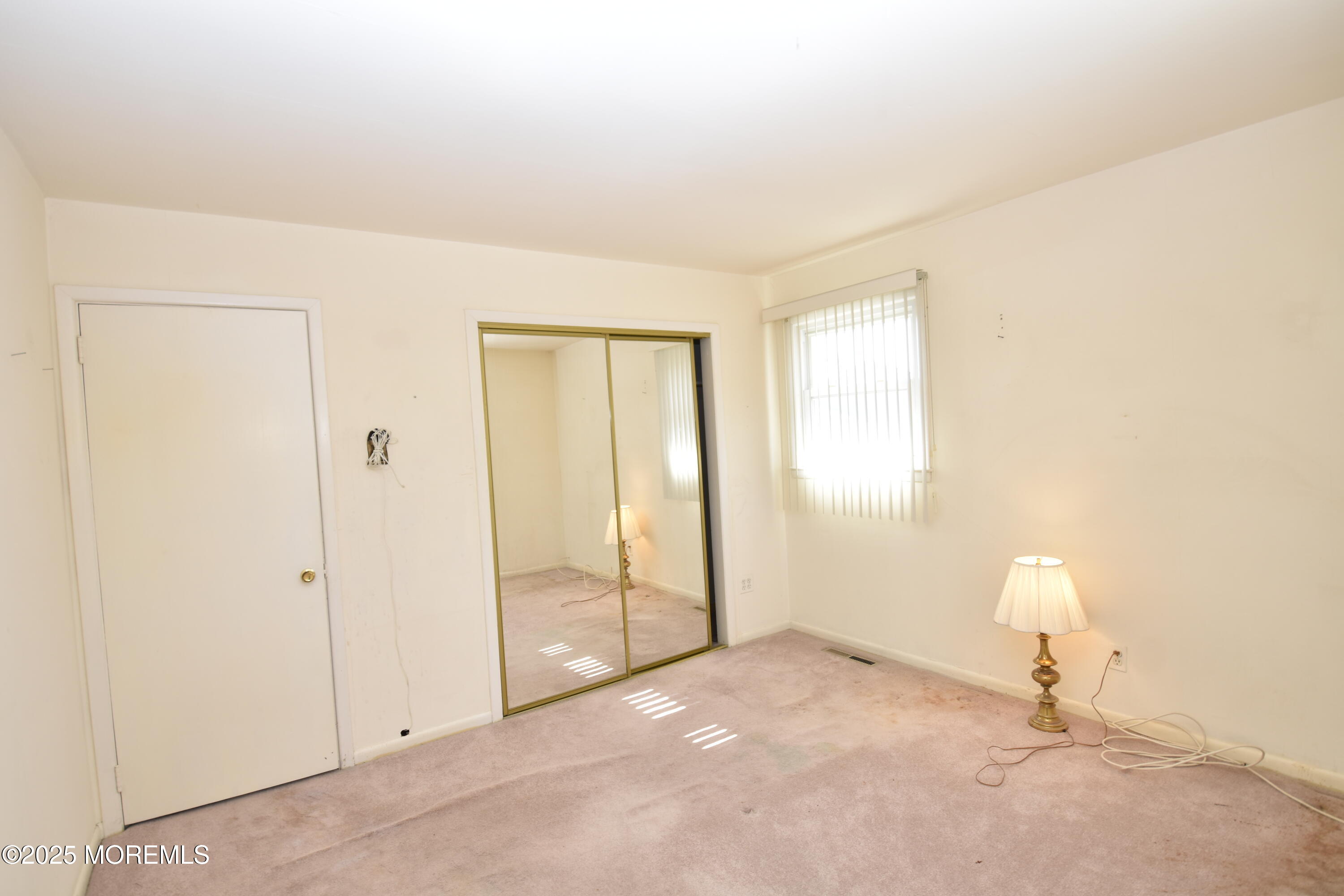 21 Spruce Road Burlington, NJ 08016 - Photo 12 of 20 DSC_0861