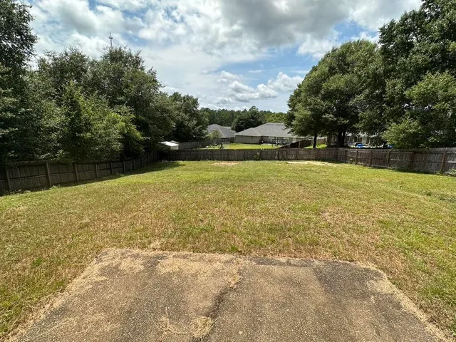 $2,100 | 427 Triton Street, Crestview, FL 32536