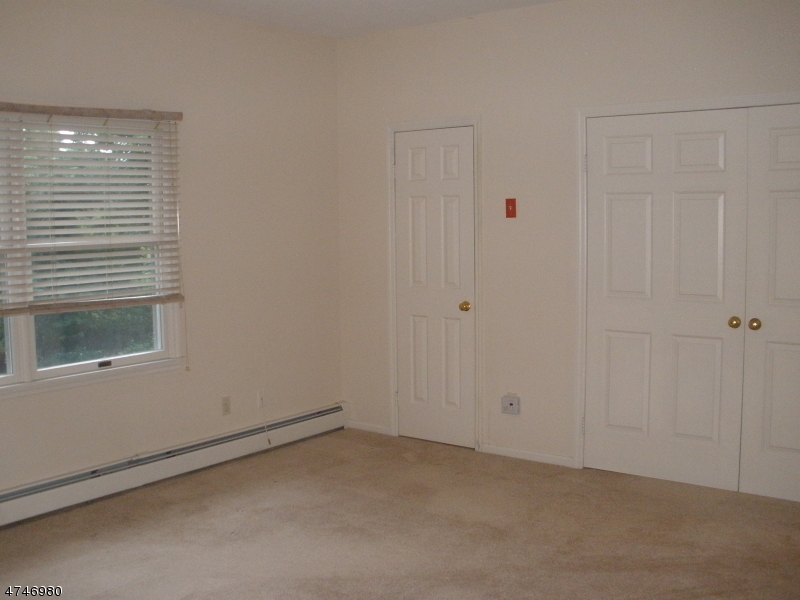 152 Lincoln Park Road, Unit 152 Pequannock, NJ 07440 - Photo 11 of 20