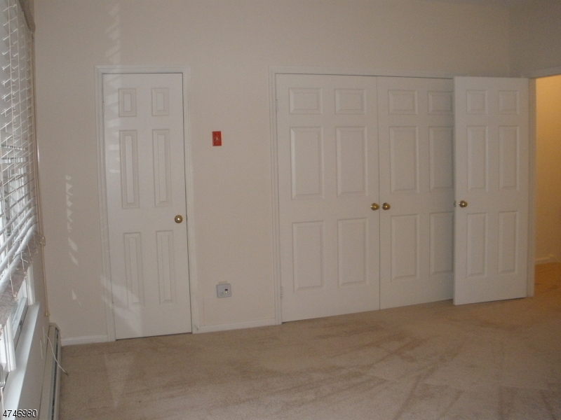 152 Lincoln Park Road, Unit 152 Pequannock, NJ 07440 - Photo 12 of 20