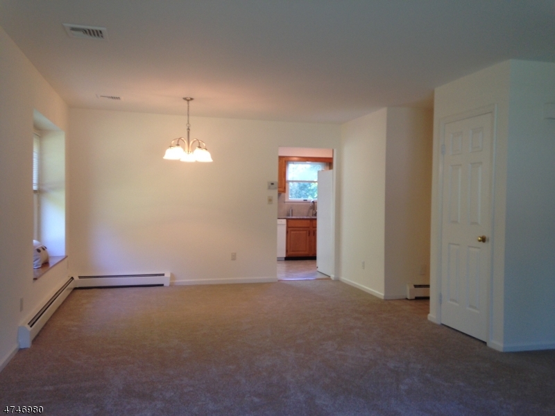 152 Lincoln Park Road, Unit 152 Pequannock, NJ 07440 - Photo 4 of 20