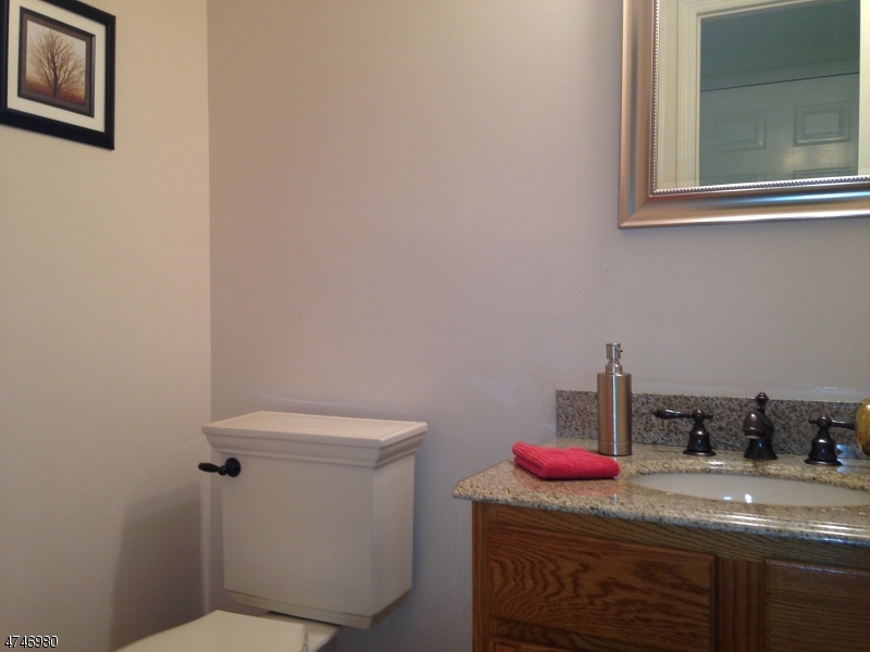 152 Lincoln Park Road, Unit 152 Pequannock, NJ 07440 - Photo 10 of 20